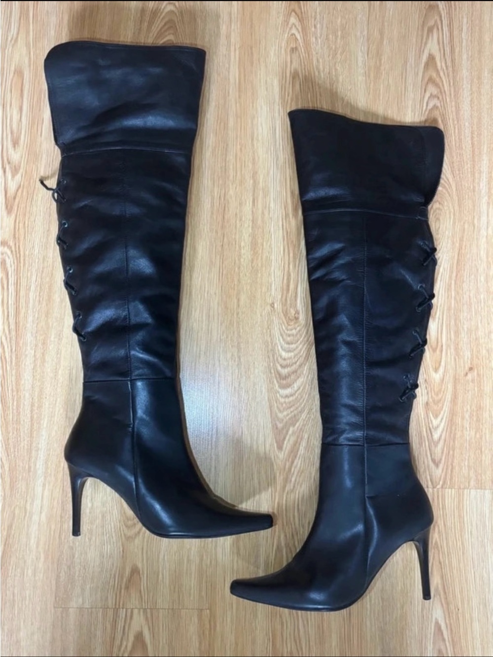 El dantes Black Knee-High Stiletto Boots with Side Lace Detail pointed toe